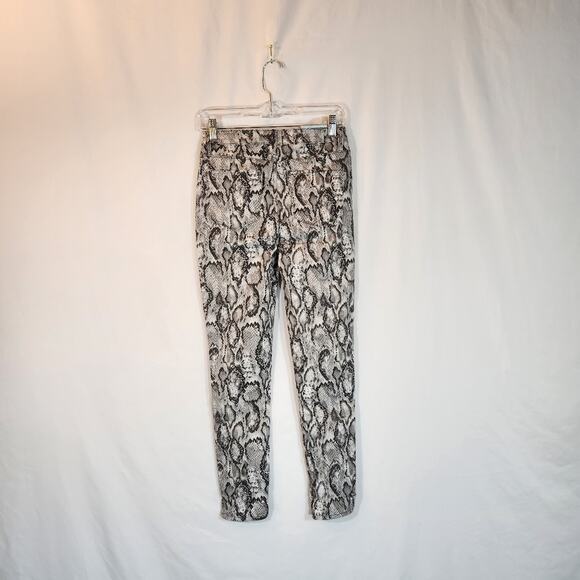 TINSELTOWN Grey Gray White Reptile Snake Print Hi-Rise Skinny Pant Junior 5 NEW - Picture 3 of 12